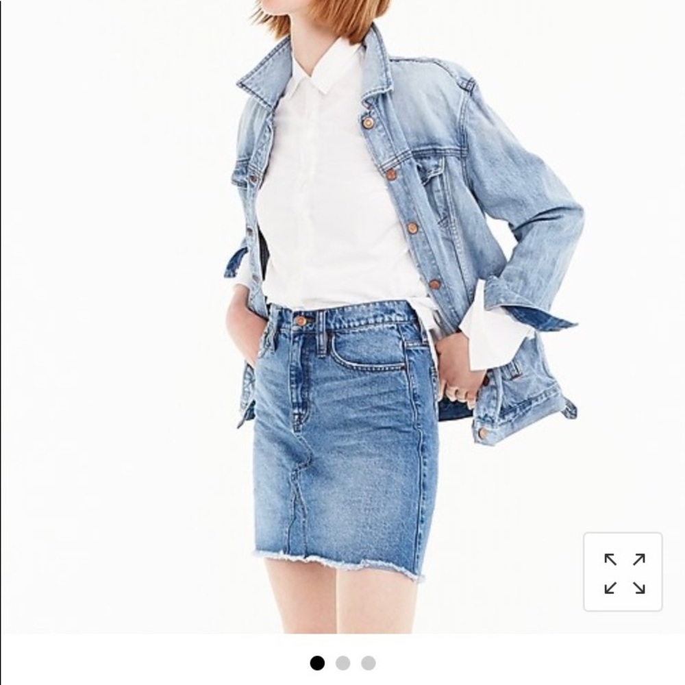 J.Crew sz 27 denim fray trim pockets jean skirt in birch vintage wash rodeo mini
